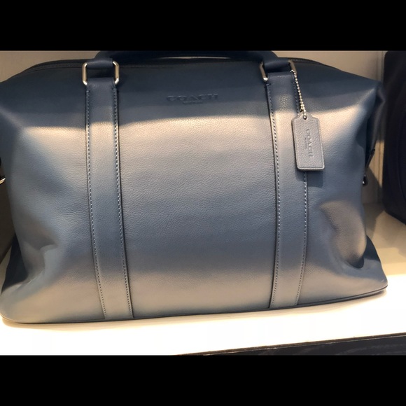 COACH Men’s Travel Bag (your choice) - Picture 2 of 4